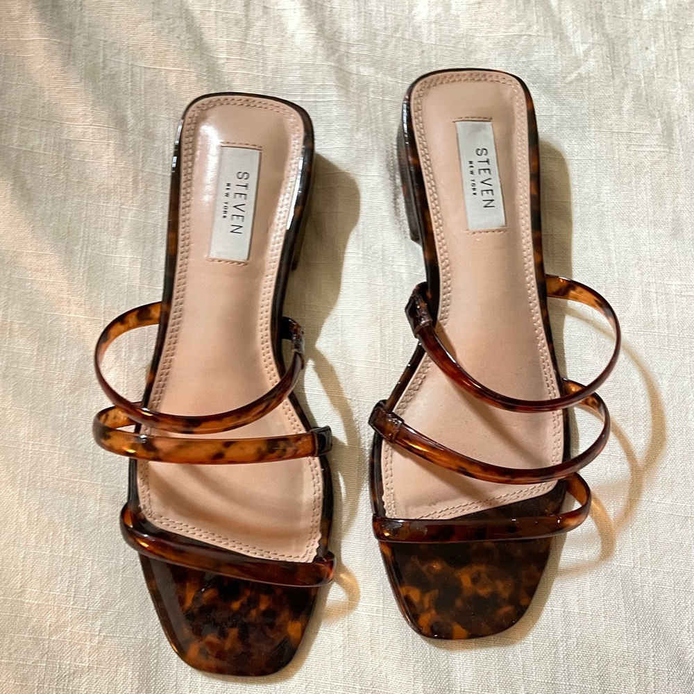 Steven stacked heel sandal size 7.5